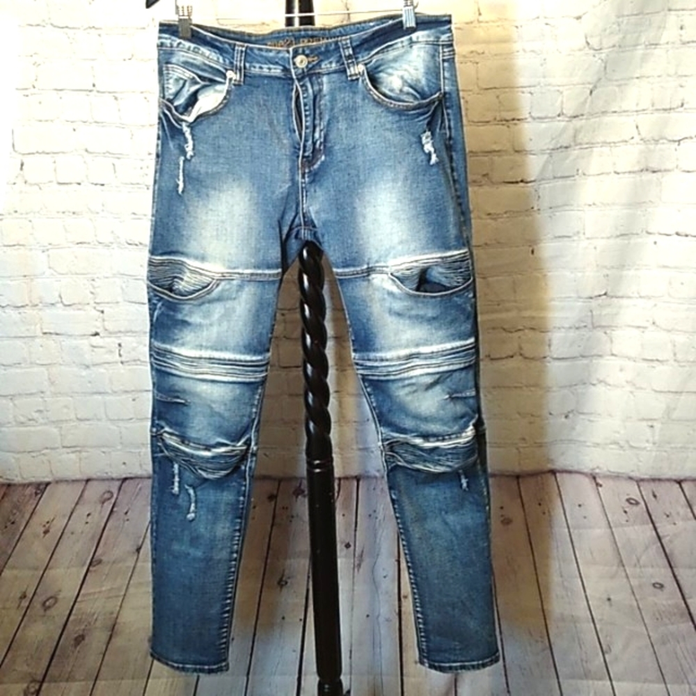 Rue 21 Premium  Size 32- L 32